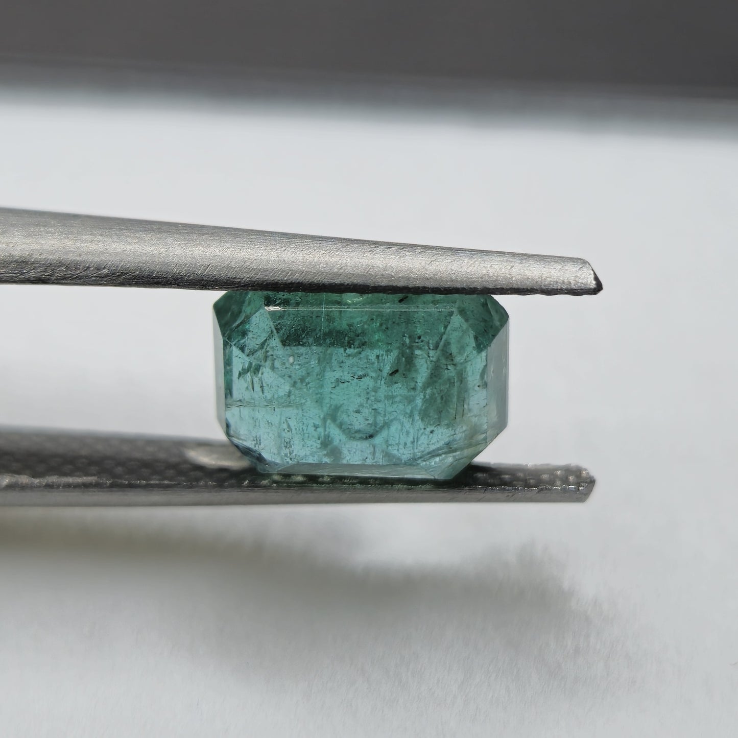 2.75ct Slight Bluish Green Emerald