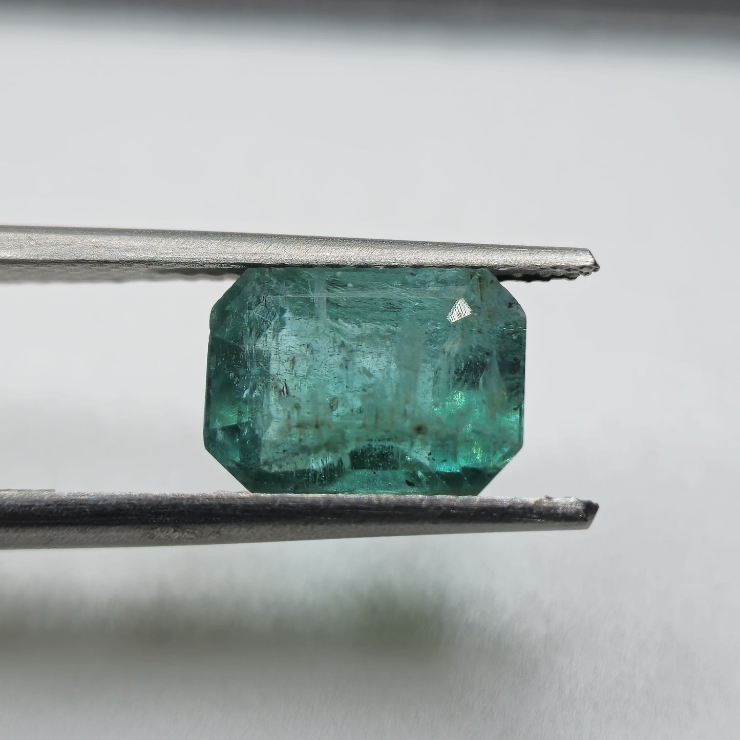 2.75ct Slight Bluish Green Emerald