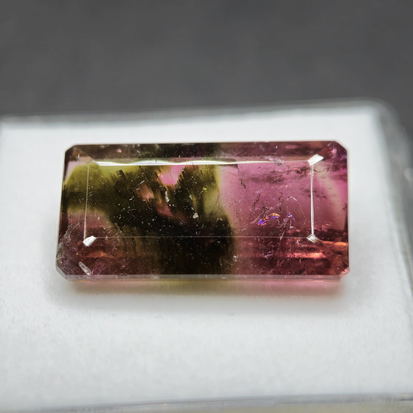 Natural 27.11ct Untreated Bi-Colour Tourmaline
