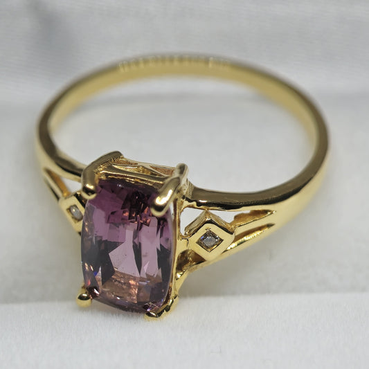 2.59ct Natural Pink Spinel with Diamonds in 18K Yellow Gold Ladies Ring